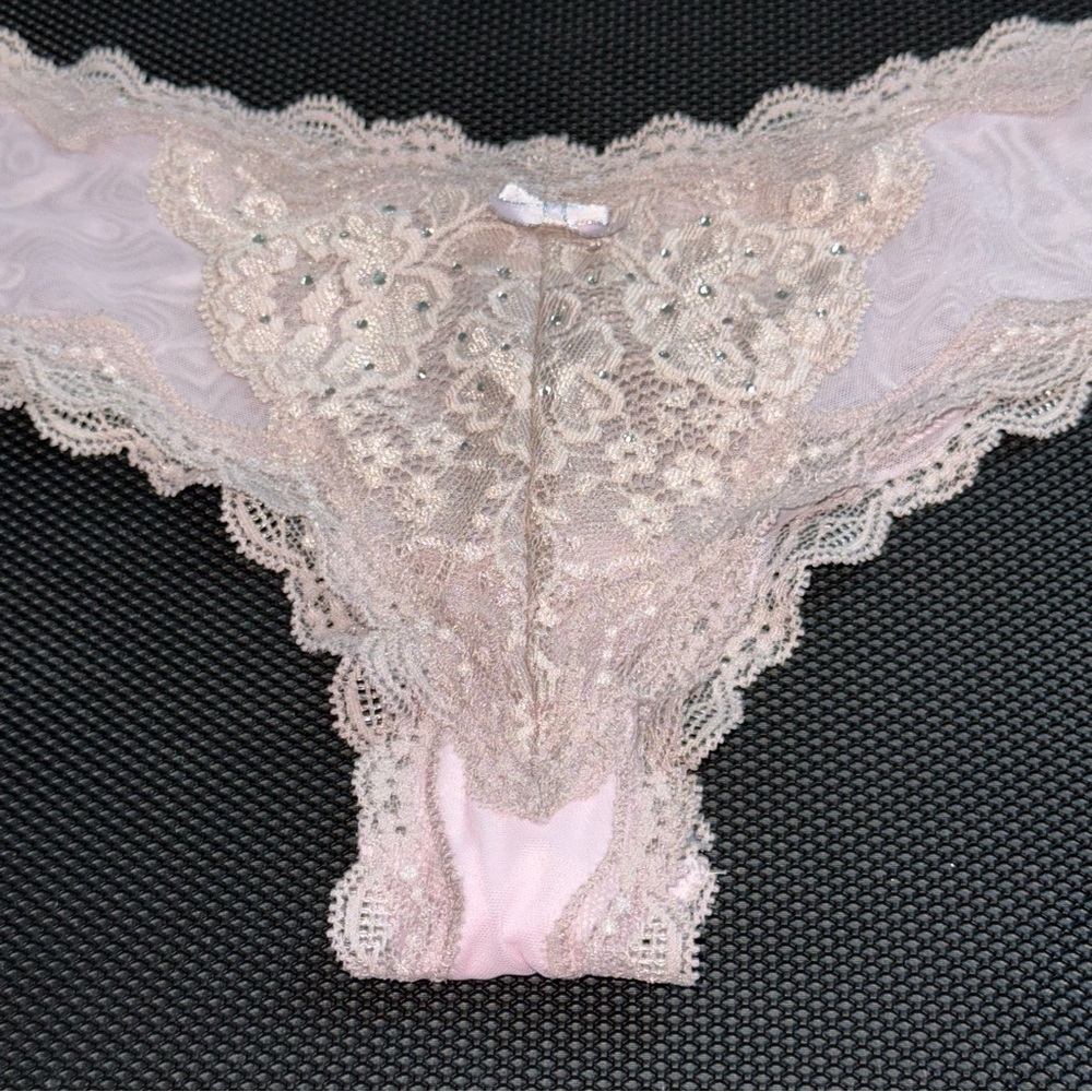 NEW Victoria’s Secret Lingerie Vintage Gorgeous Panties Thong Cheeky Lace Trim